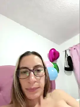 Melinaa-sex's cam snapshot