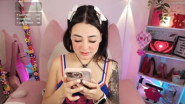 justonecute's cam snapshot