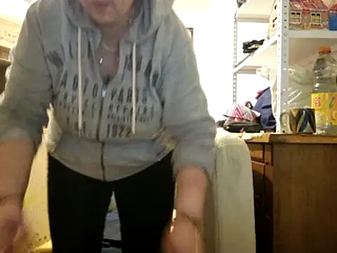 Samantha_Squirt@xh's cam snapshot