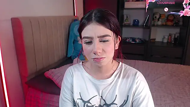 Your_rosalie's cam snapshot