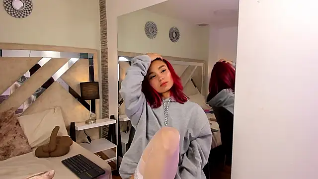 ximena_vasquez8's cam snapshot