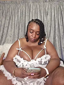 ThickianaRider's cam snapshot