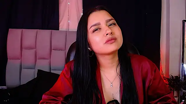 Emilyy05_'s cam snapshot