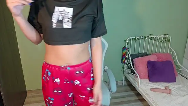 Emerald_Sparkles_'s cam snapshot