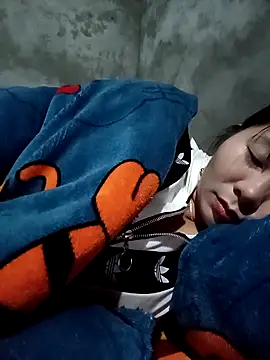 vangkt-cute's cam snapshot