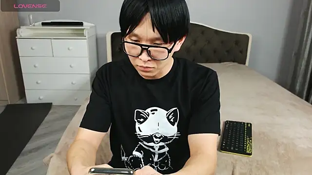 KaiChicken live sex cam