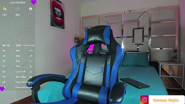 vanesaa_mejia's cam snapshot