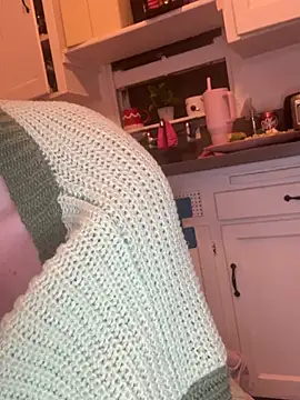 Curliegirlie's cam snapshot