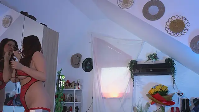 Amaliamour's cam snapshot