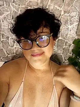 Alice2806 live sex cam