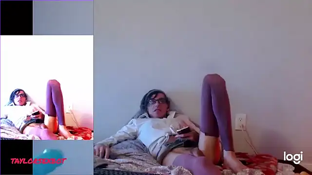 Taylorsexbot live sex cam