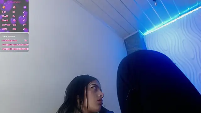 honeyluxe_'s cam snapshot