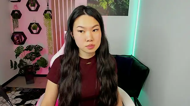 LunaPurrr live sex cam