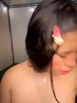 monserrat_cutte's cam snapshot