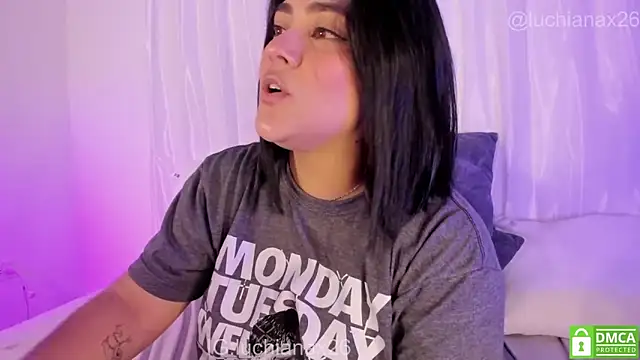 lucy26_'s cam snapshot