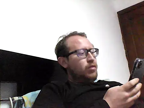 Ecuhot8976 live sex cam