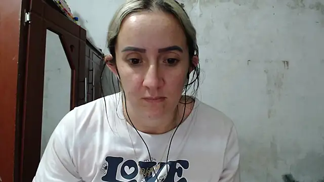 DeepAnal07's cam snapshot