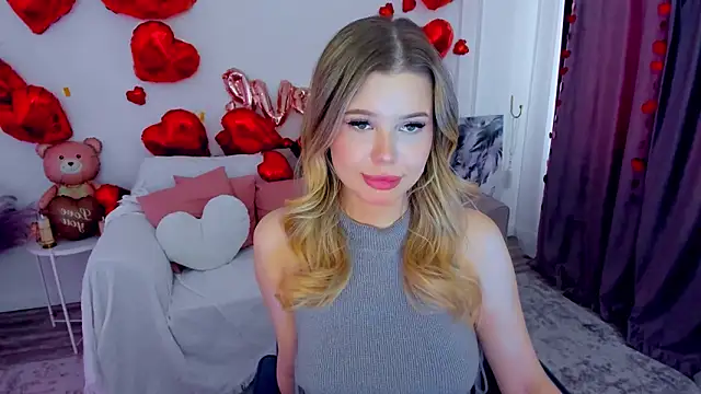 FollowLovee's cam snapshot