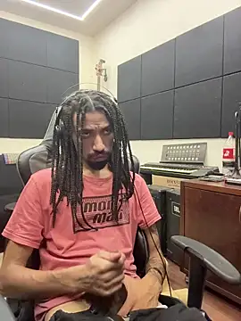 FavelaDaddyCum's cam snapshot