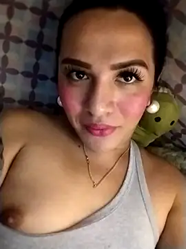 Yourbabyshane's cam snapshot