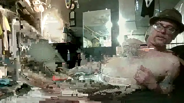 Billysch@xh's cam snapshot