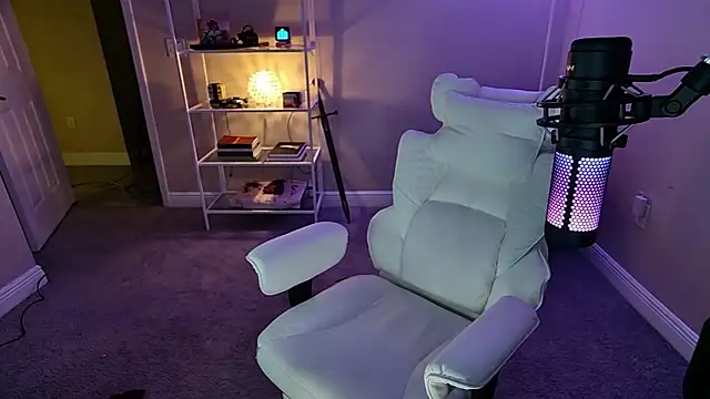 skimpysushi's cam snapshot