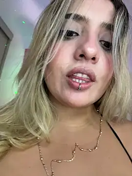 _Ninasanz's cam snapshot