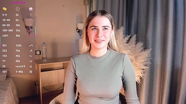 LuanaFincel's cam snapshot