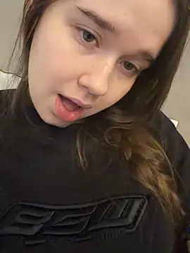 HornyGirlH's cam snapshot