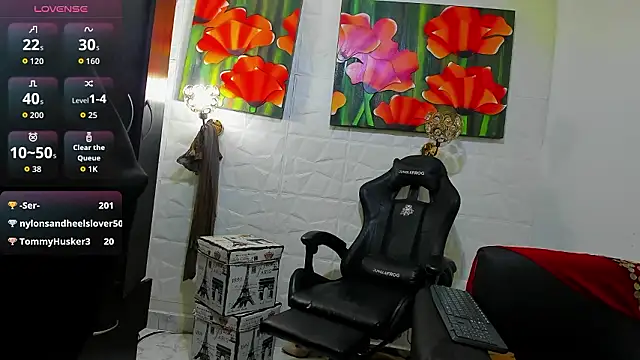 Miss_clarepocahose's cam snapshot