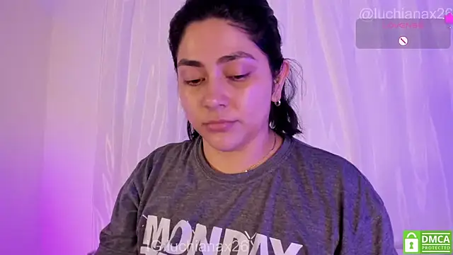 lucy26_'s cam snapshot