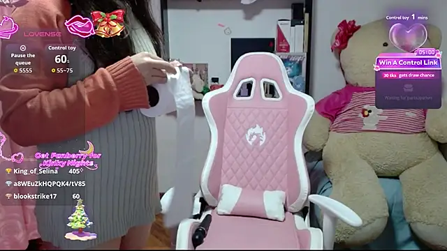 Maggie_Fox3's cam snapshot