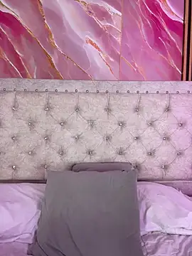 Rousse_blue's cam snapshot