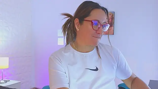 weet_Evans___'s cam snapshot