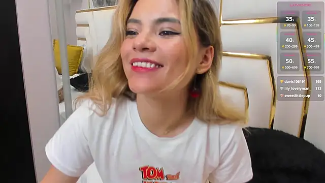 NalaRosse's cam snapshot