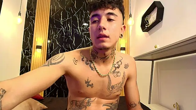 Patrick_Rango live sex cam