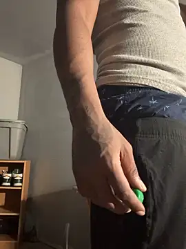 MIGHTYDEMONXXX live sex cam