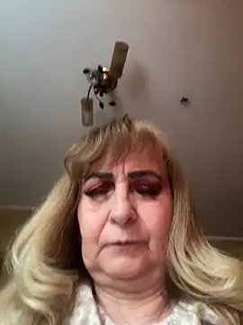 Irina2909@xh live sex cam