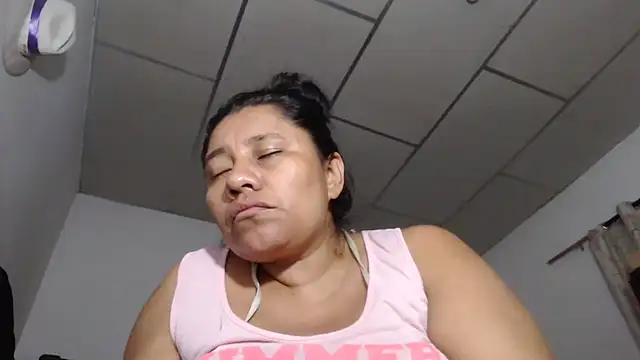 adrixxx38 live sex cam