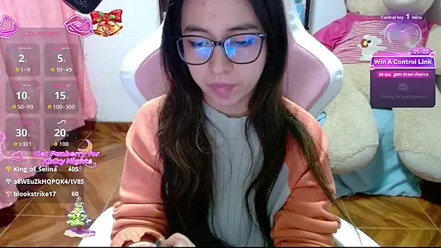 Maggie_Fox3's cam snapshot