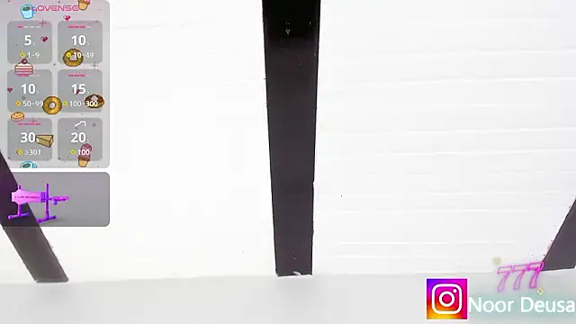 Candaceoweens's cam snapshot