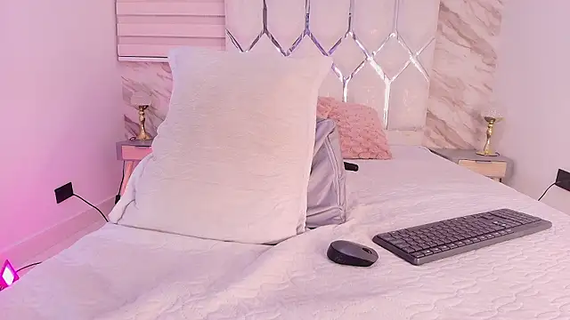 cataleya_ebony_'s cam snapshot