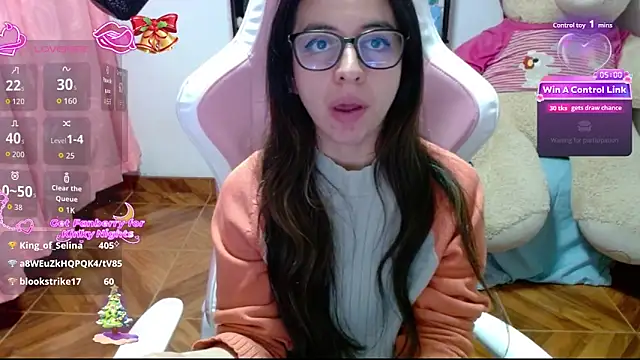 Maggie_Fox3's cam snapshot