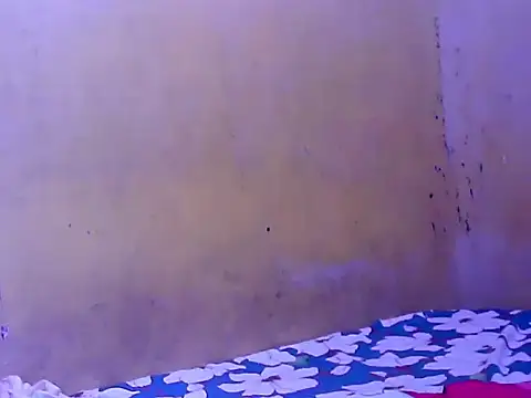 SweetMoonlight's cam snapshot