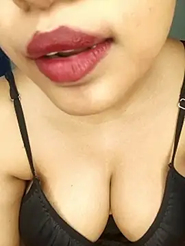 sex-withcouple's cam snapshot