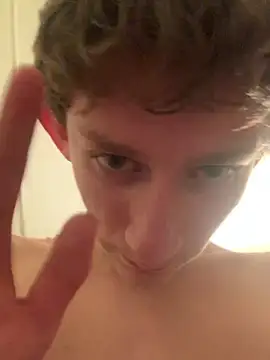 Batman333444 live sex cam