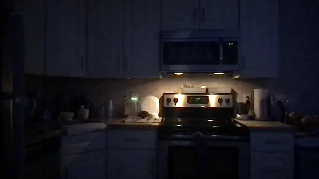 BigGuyMuscle's cam snapshot