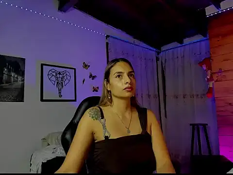 mykaelahoney's cam snapshot