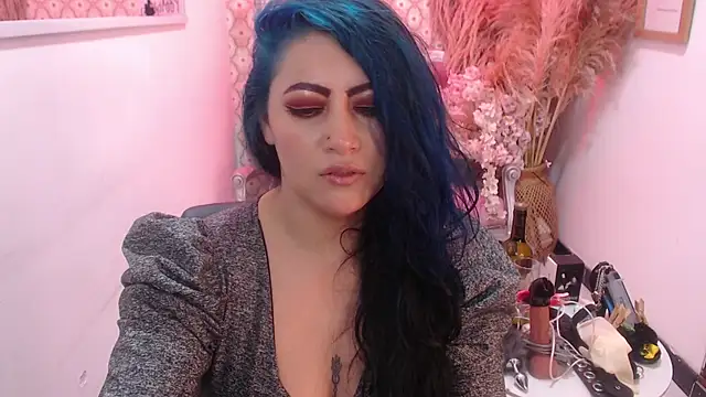 scarleth_blue's cam snapshot