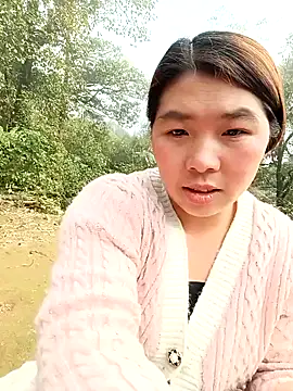 quynhkoolbae's cam snapshot